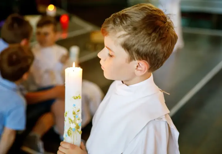 Ile lat ma dziecko do Komunii? Wiek, warunki i wczesna Komunia