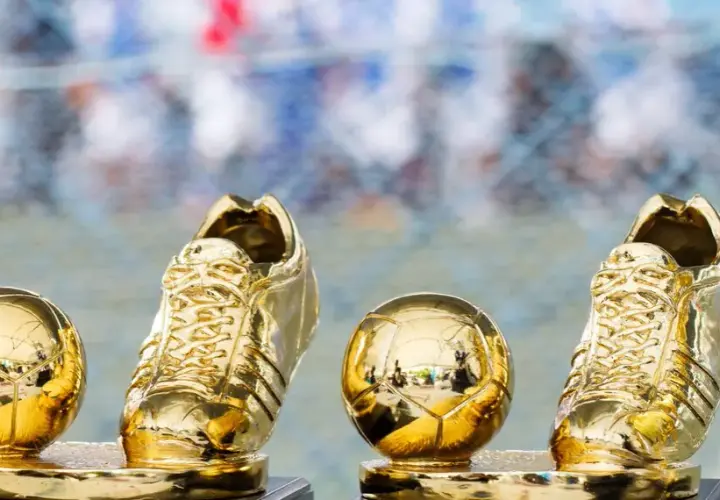 Ile Ronaldo ma Złotych Butów? Odkryj szokującą liczbę jego trofeów