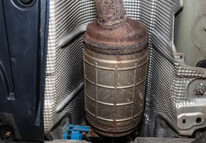 Czy benzyna ma DPF? Oto co musisz wiedzieć o filtrach w silnikach