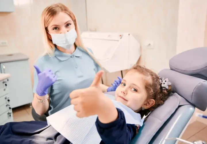 Dentysta a okres: kiedy iść, a kiedy przełożyć wizytę?