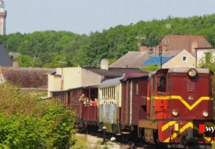 Pociągiem do Pogorzelicy? Sprawdź, jak zaplanować podróż!