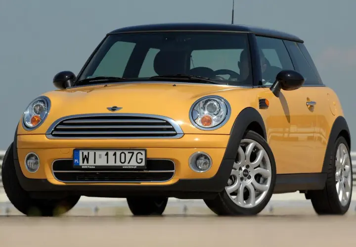 Pojemność baku w MINI Cooper R56 – co musisz wiedzieć przed zakupem