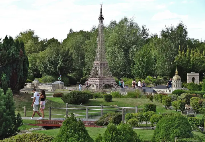 France Miniature : attractions, tarifs, avis. La visite vaut-elle le coût ?