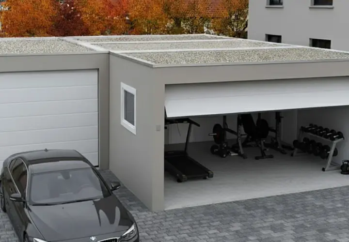 Moderne Garage mit Fitnessgeräten und Hanteln. Tolle garage gestalten ideen für Ihr Zuhause.