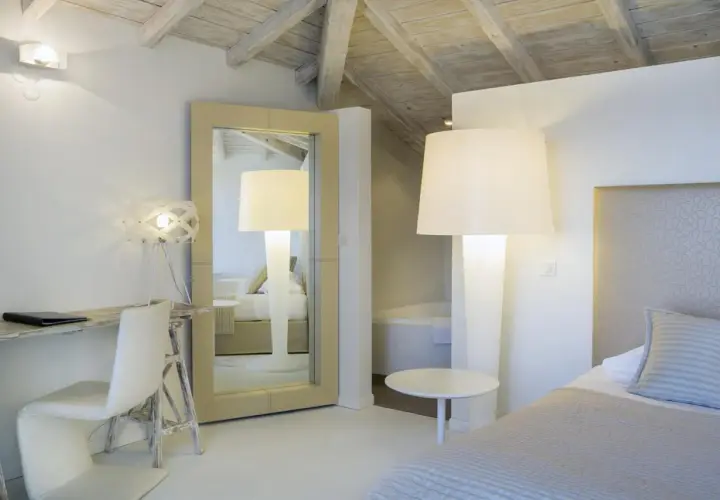 Hotel Best Western w L'Île-Rousse: Udogodnienia i Ceny, które Zaskoczą
