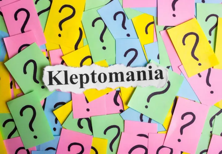 Jak rozmawiać z kleptomanem: Skuteczne metody wsparcia i terapii