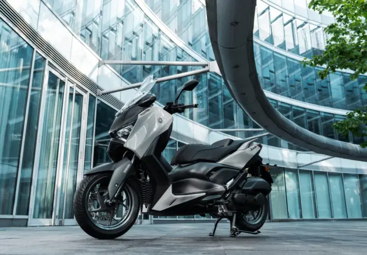 Yamaha XMAX 125 (2026): Dane techniczne. Czy Tech MAX to Twój wybór?