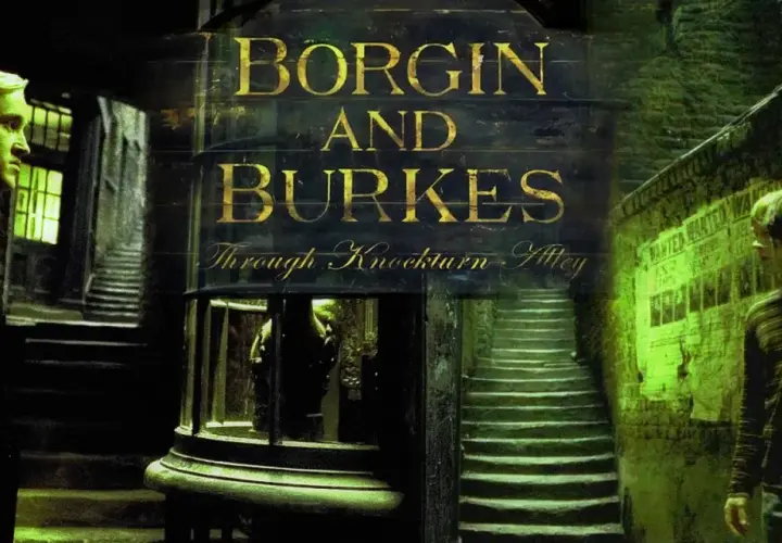 Mroczna uliczka z napisem "Borgin and Burkes" i schodami. Po lewej Draco Malfoy, po prawej Harry Potter.