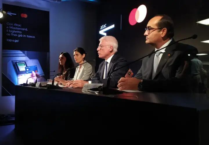 Presentazione Atac e Mastercard: il futuro dei tornelli metro Roma è "tap & go".