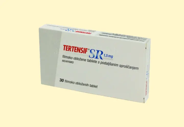 Opakowanie leku Tertensif SR 1,5 mg z indapamidem, zawierające 30 tabletek.