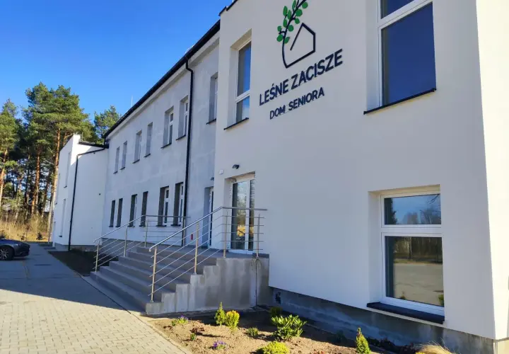 Dom Seniora Zacisze: Wiele adresów, jedna decyzja. Jak wybrać?
