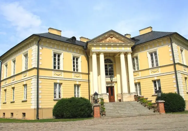 Najciekawsze atrakcje w Dobrzycy, które musisz zobaczyć