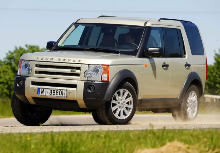 Land Rover Discovery 3: Ikona z wadami. Czy warto kupić?