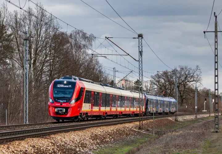 Gdzie jest Twój pociąg IC? Śledź na żywo i sprawdź opóźnienie