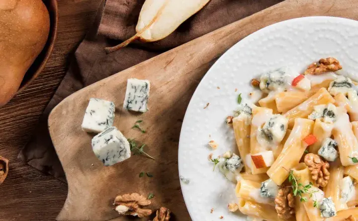 Penne z gruszką i gorgonzolą – wyjątkowy przepis na pyszne danie