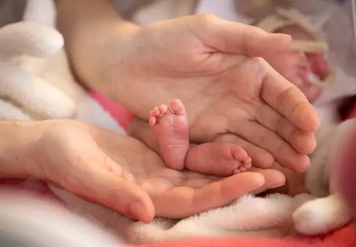 Jak wygląda dziecko w 28 tygodniu ciąży? Zaskakujące zmiany i rozwój
