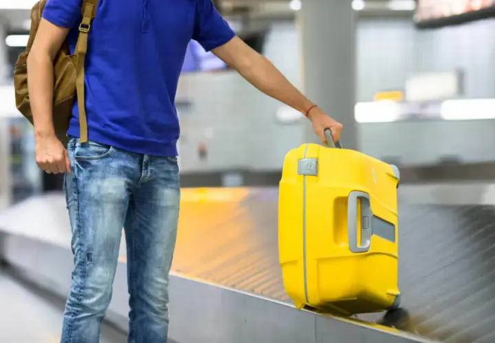 Nadanie bagażu ile przed odlotem Wizz Air? Uniknij problemów na lotnisku