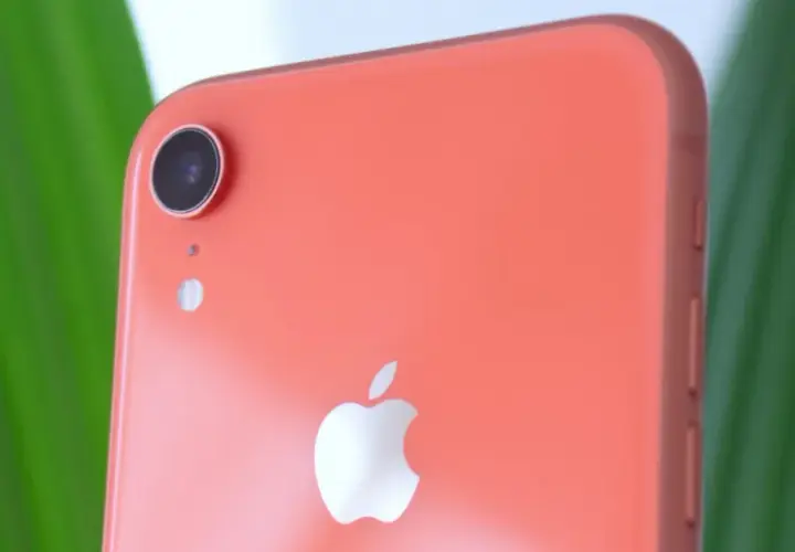 IPhone XR recenzja - czy warto go kupić? Mocne i słabe strony