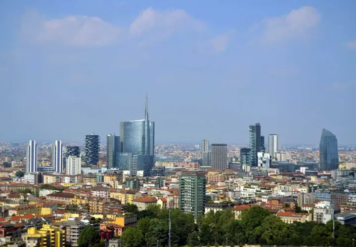 Czy w Mediolanie jest bezpiecznie? Poznaj zagrożenia i bezpieczne dzielnice