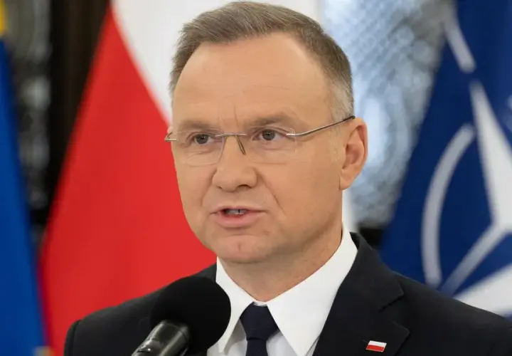 Kiedy prezydent podpisuje ustawy? Poznaj kluczowe terminy i zasady