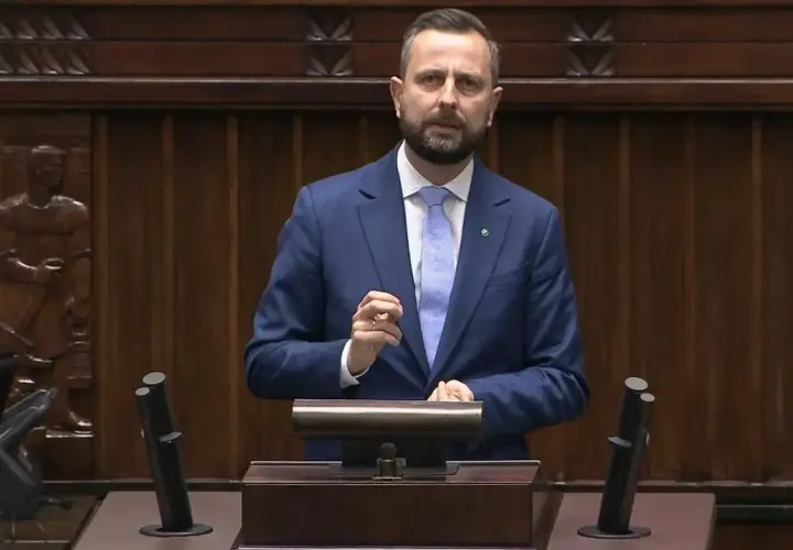 Jaka specjalizacje ma Kosiniak-Kamysz? Odkryj jego medyczne tło