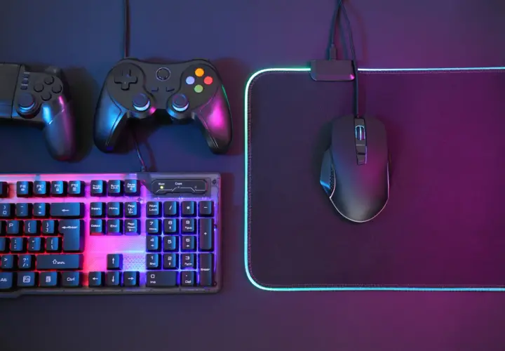 PS5 czy PC: Co wybrać, aby uniknąć rozczarowania w grach?