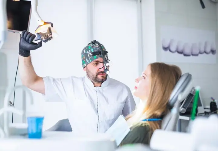 Wizyta u dentysty na L4? Sprawdź, jak uniknąć problemów z ZUS.