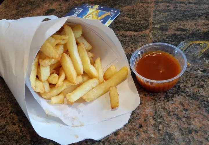 Frytki belgijskie co to? Odkryj ich smak i sekrety przygotowania
