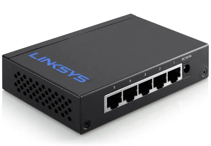Switch de red Linksys de 5 puertos, compacto y esencial para tus equipos de red.