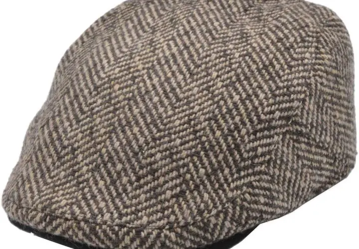 Czapka po angielsku: Hat, Cap czy Beanie? Poznaj różnice!