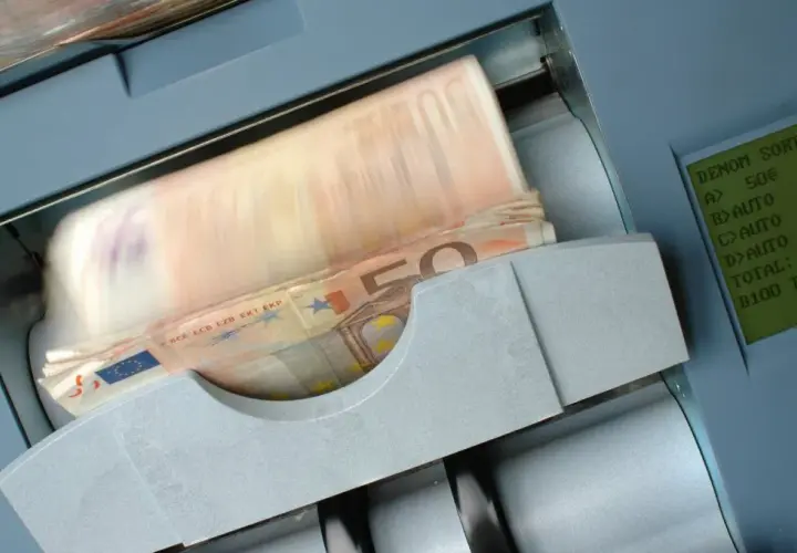 Najlepsze lokaty bankowe – porównaj i uniknij strat, wybierz najkorzystniejszą ofertę!