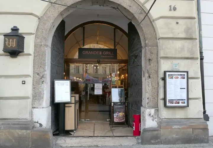 Grande Grill Kraków: Steki, ogród, Rynek 16 wszystko przed wizytą