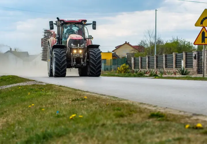 Ile kosztuje badanie techniczne ciągnika rolniczego? Nowe stawki 2025