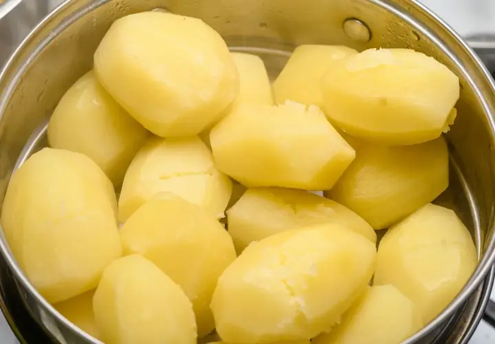 Ugotowane ziemniaki? Zamień je w pyszne dania zero waste!