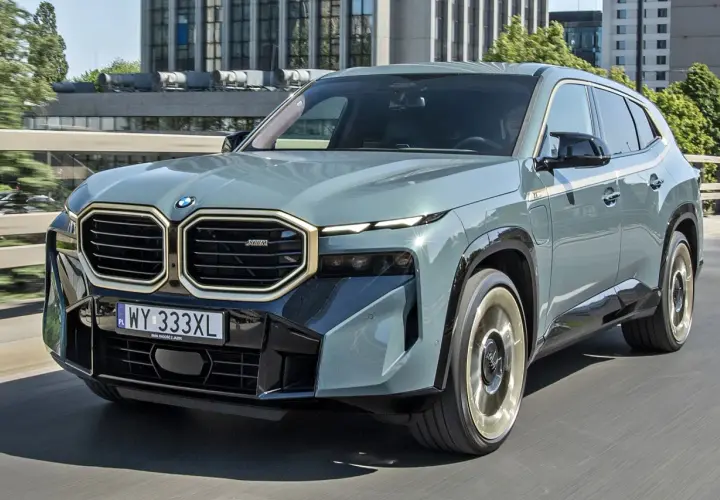 BMW XM: Cena od 665 tys.? Cennik, opcje, finansowanie.