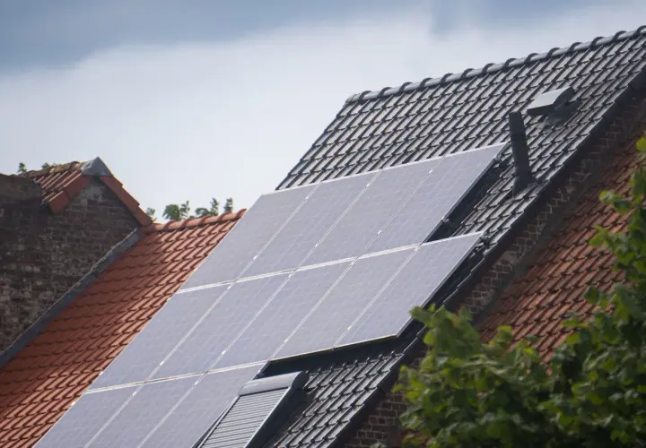 Fotowoltaika 5 kW: Ile prądu dziennie? Od 4 do 25 kWh!