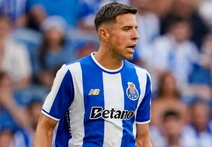 Jan Bednarek: Wiek i kariera. Od debiutu po Porto co dały mu lata?