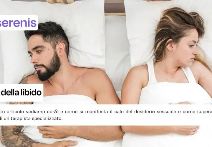 Coppia a letto, distanti. L'articolo affronta il calo della libido e come superarlo con un terapista.