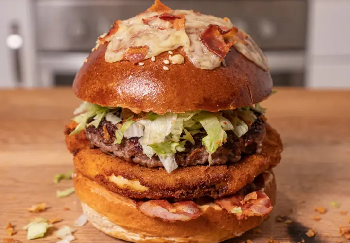 Jaki ser do burgera drwala? Odkryj idealne połączenia smaków