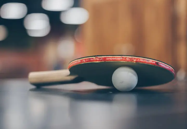 Czy ping pong i tenis stołowy to to samo: poznaj kluczowe różnice i fakty