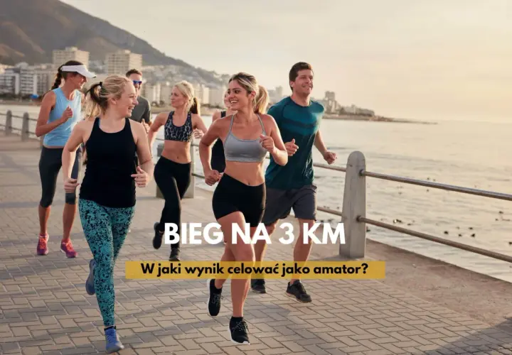 Grupa przyjaciół cieszy się treningiem biegowym na 3 km nad morzem.