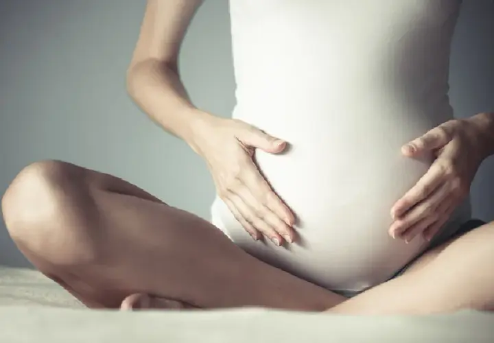 Kiedy jakie badania w ciąży? Sprawdź, aby uniknąć zagrożeń dla zdrowia.