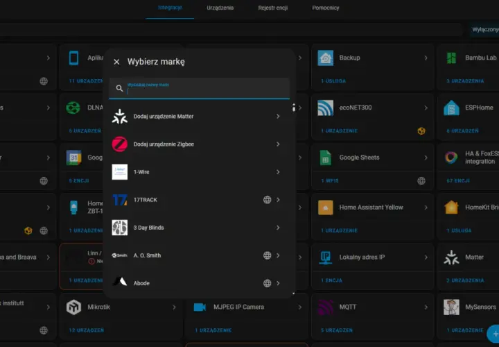 Wybieranie integracji w Home Assistant. Widoczna lista zawiera opcje dodawania urządzeń, w tym **tech sterowniki** dla Matter i Zigbee.