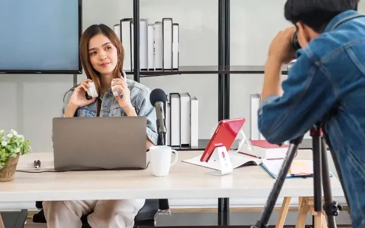 Modeling dla 12-latek: Jak zacząć bezpiecznie i z sukcesem?