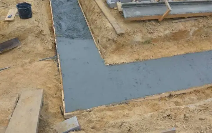 Jak wykonać fundament: krok po kroku, unikaj najczęstszych błędów