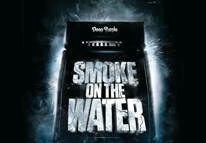 Głośnik z logo Deep Purple i napisem "SMOKE ON THE WATER". Wokół kłęby dymu i iskry.