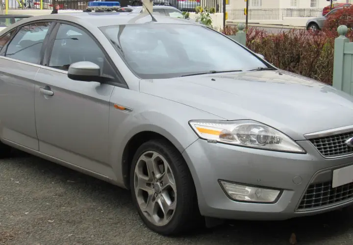 Pojemność baku Ford Mondeo MK4 – ile litrów naprawdę zmieści?