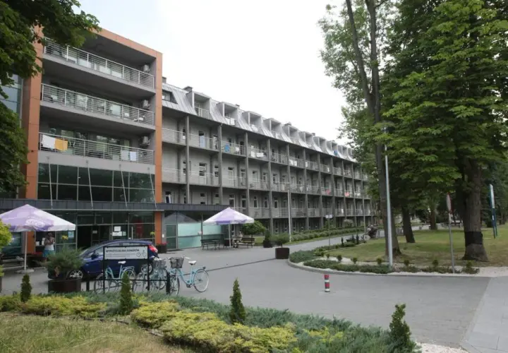 Czy opiekun osoby niepełnosprawnej płaci za sanatorium? Sprawdź pomoc finansową