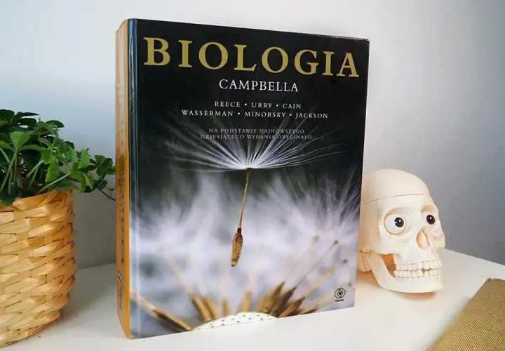 Biologia Campbella ile stron? Odkryj, co zawiera ta książka