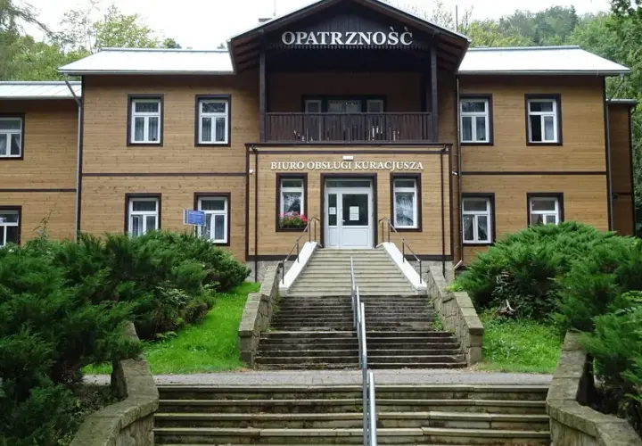 Rymanów Zdrój sanatorium dla dzieci - najlepsze opcje leczenia i wypoczynku